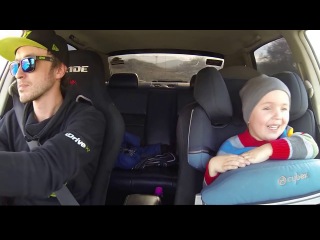 dad racer showed his three-year-old son how to drift.